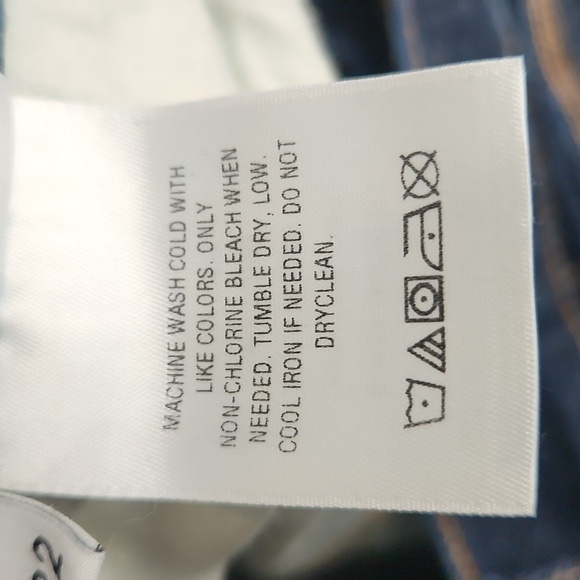 Hudson Byron Straight Jeans - Picture 8 of 9